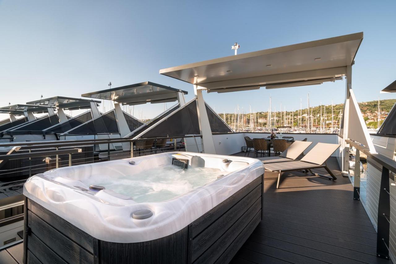 The Sea Lodges Portoroz - Bootshaus Floating Sea House Exteriér fotografie