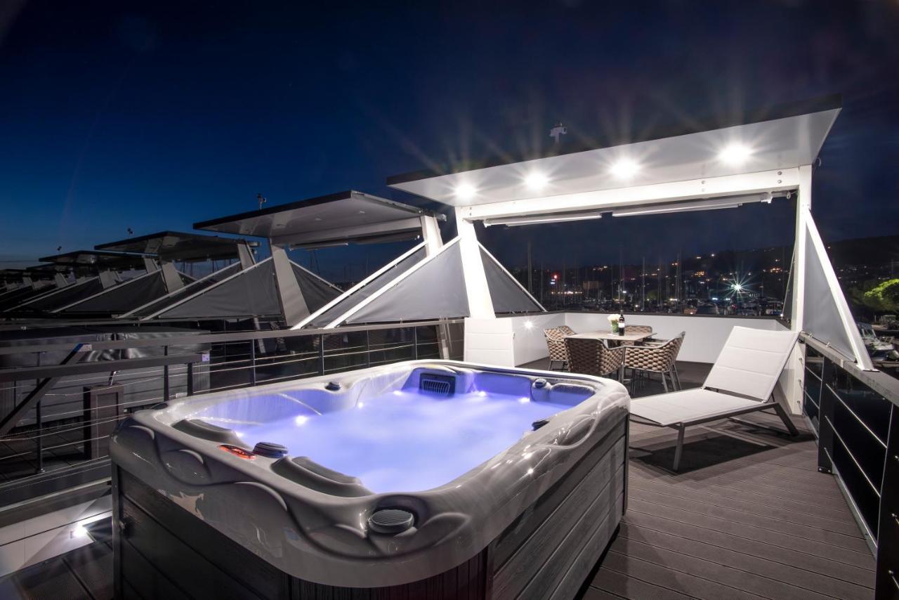 The Sea Lodges Portoroz - Bootshaus Floating Sea House Exteriér fotografie